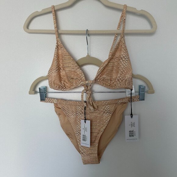 REVOLVE x WeWoreWhat Adjustable Ruched Bottom NWT - Picture 4 of 6